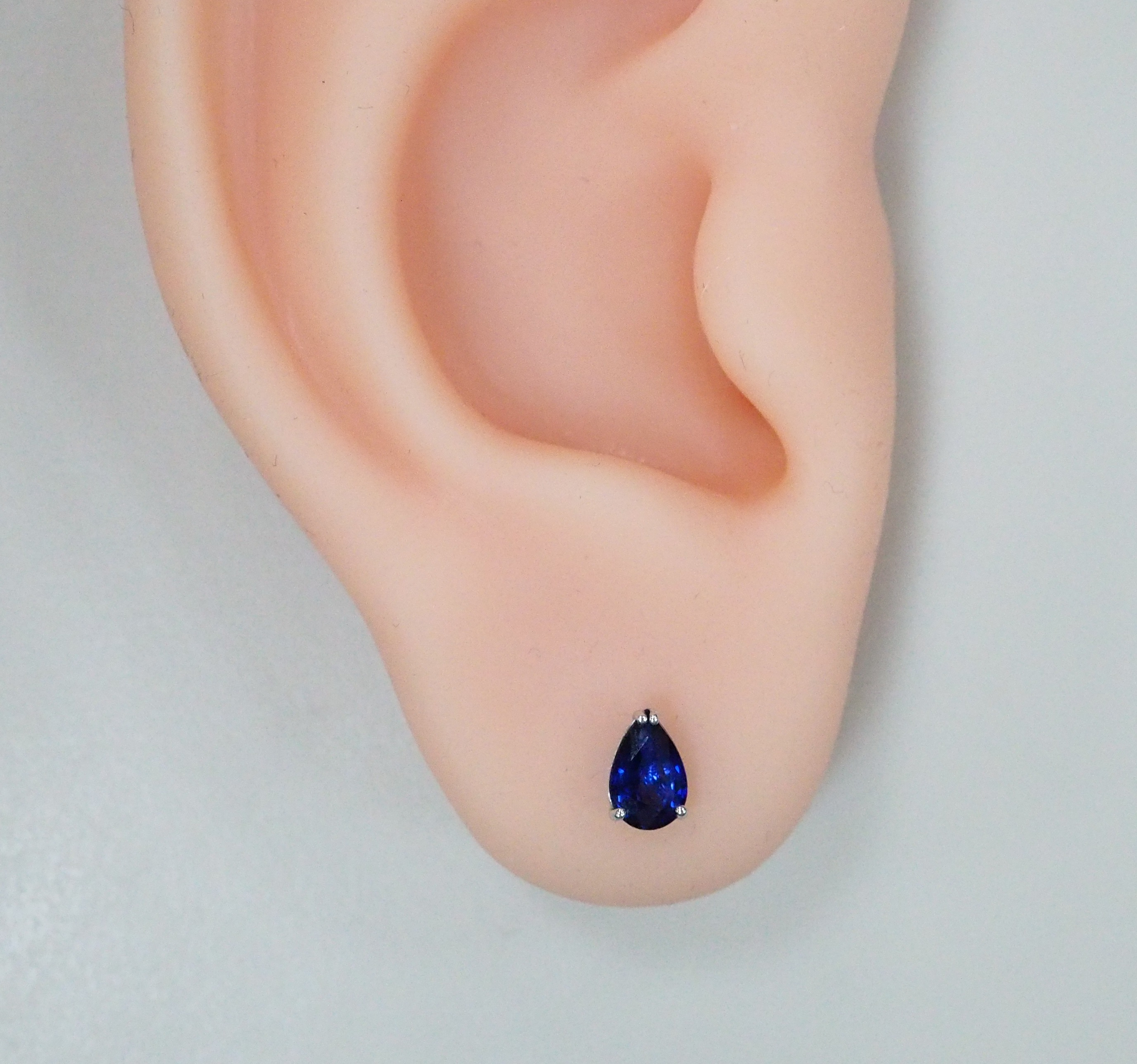 10511-001050 Серьги (Au 585)